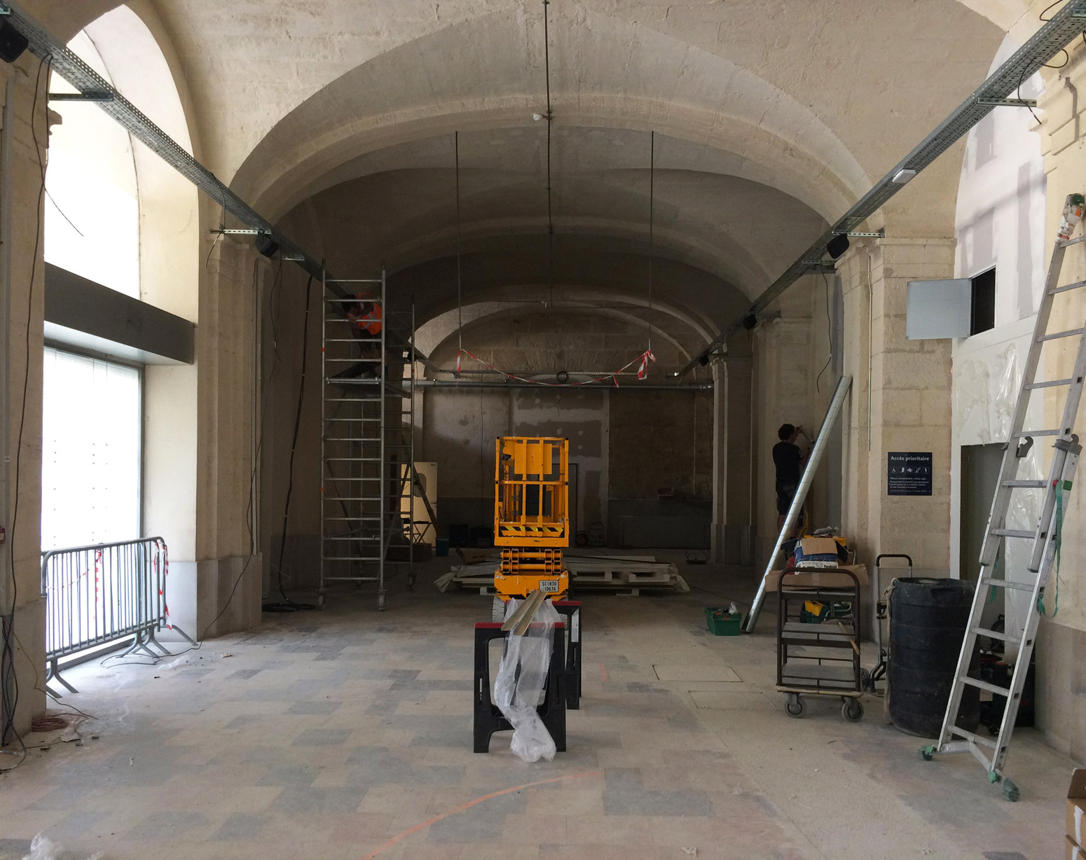 Halles Solanid Halles Solanid